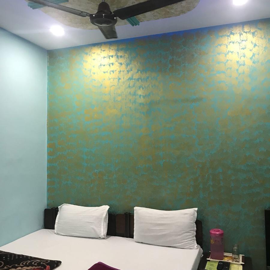 Hotel Atithi Galaxy Kanpur Buitenkant foto